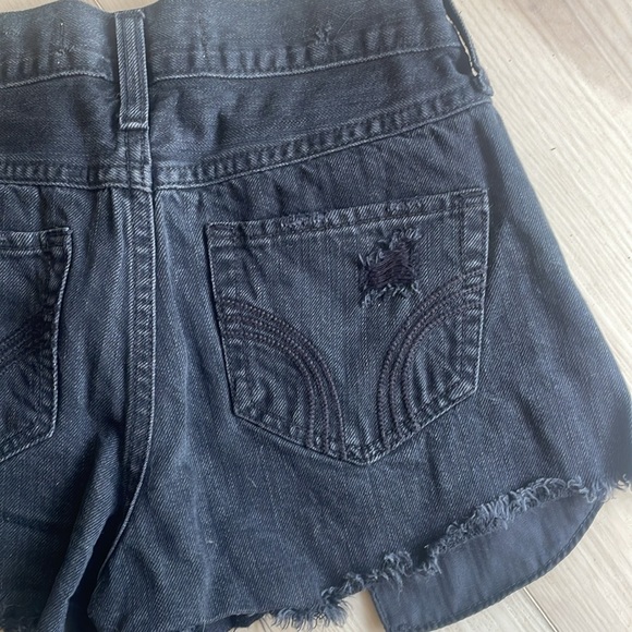 Hollister ripped high rise short shorts - Picture 8 of 10